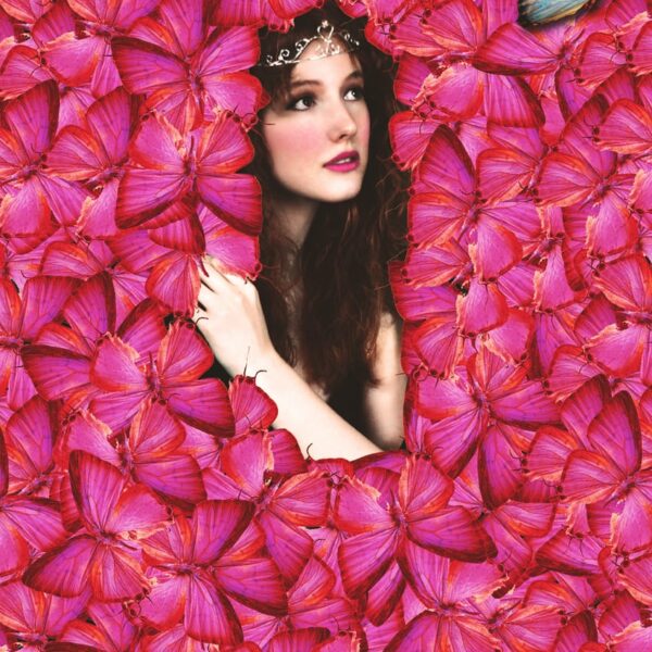 Schieven Regards V – Kristell in Wonderland : Wallpaper Stories